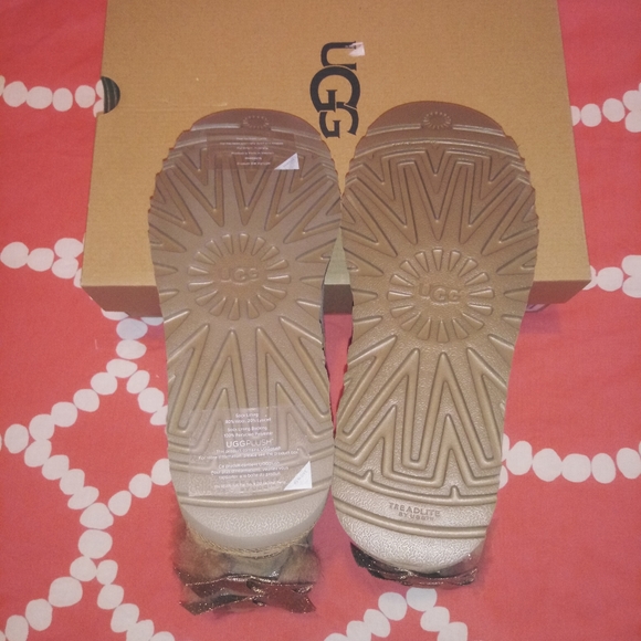 UGG Bailey Bow Glitz - Picture 4 of 8